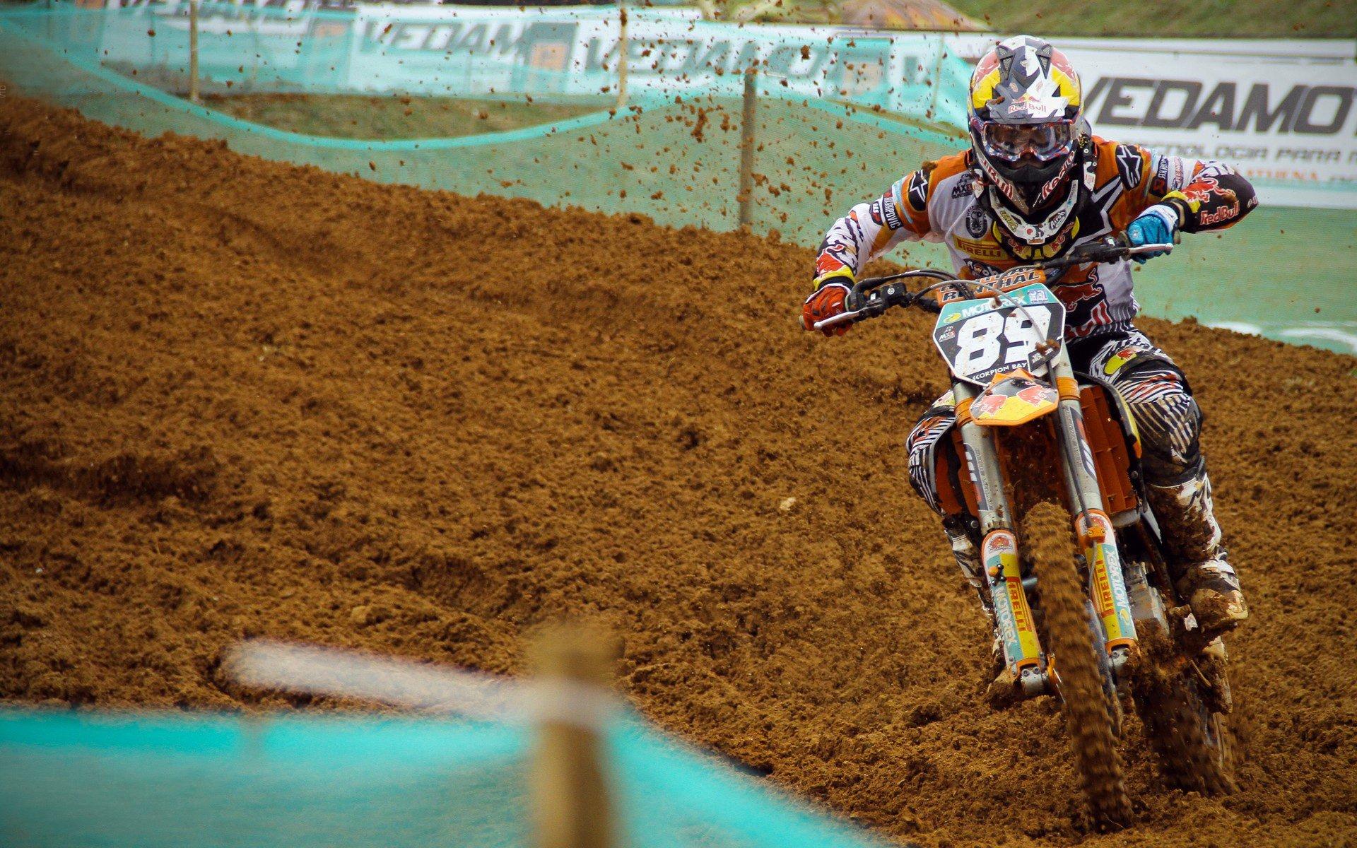 方大钟赛前谈球队蜕变,自信与备战成取胜之匙,全新战术体系静待强敌考验