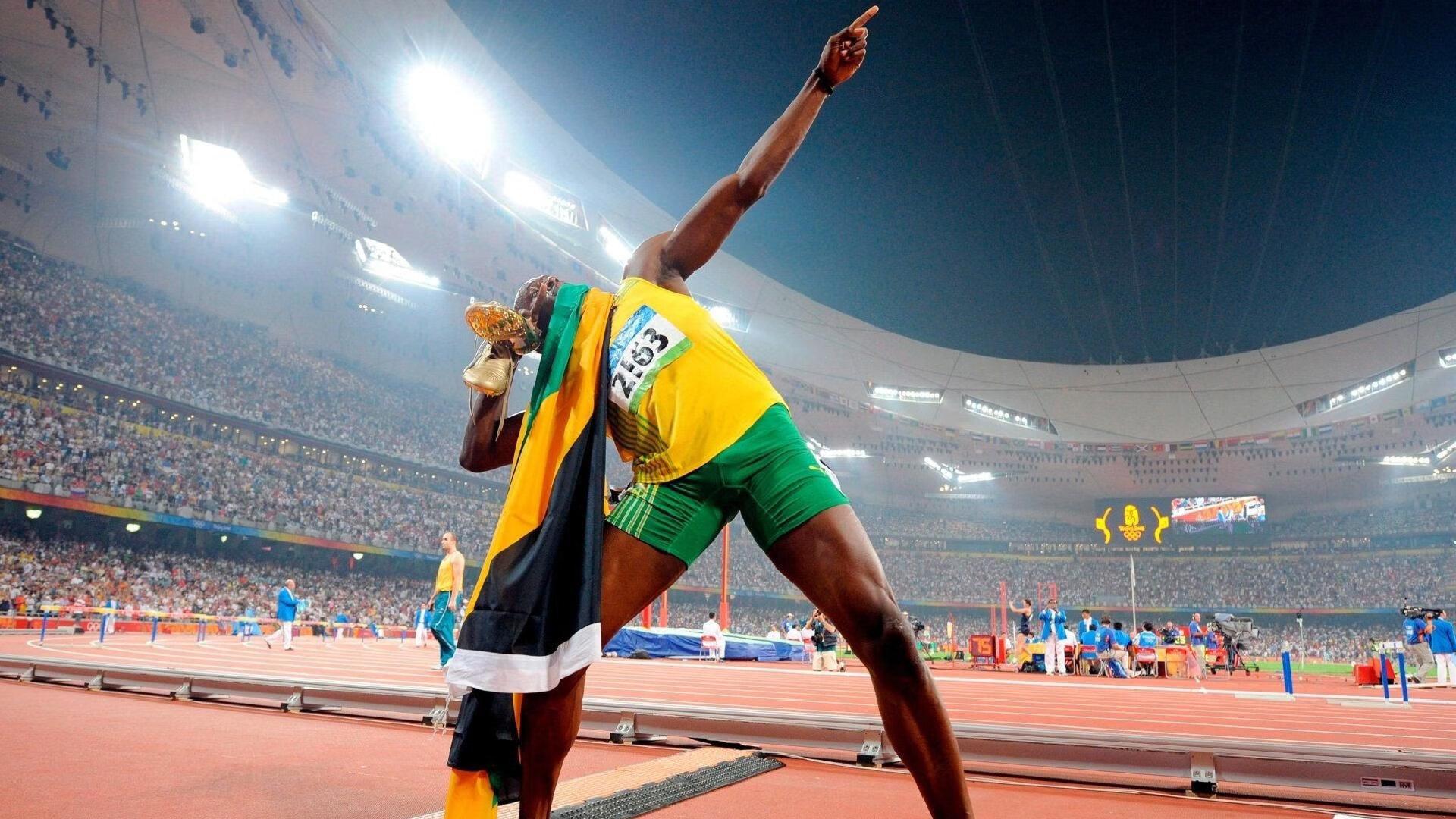 体力真顶不住!詹姆斯连续出战37分46秒,东契奇连打33分49秒,双雄鏖战引发体能极限讨论