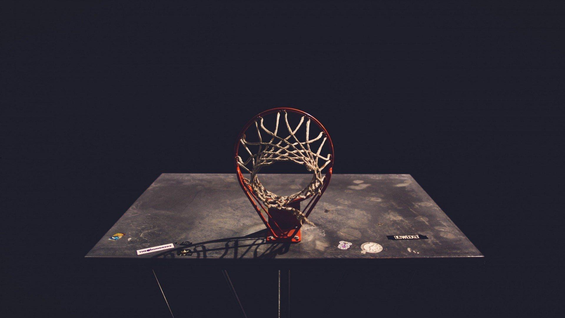 雷霆防守策略革新，哈利伯顿盛赞戴格诺特，协同性成制胜法宝