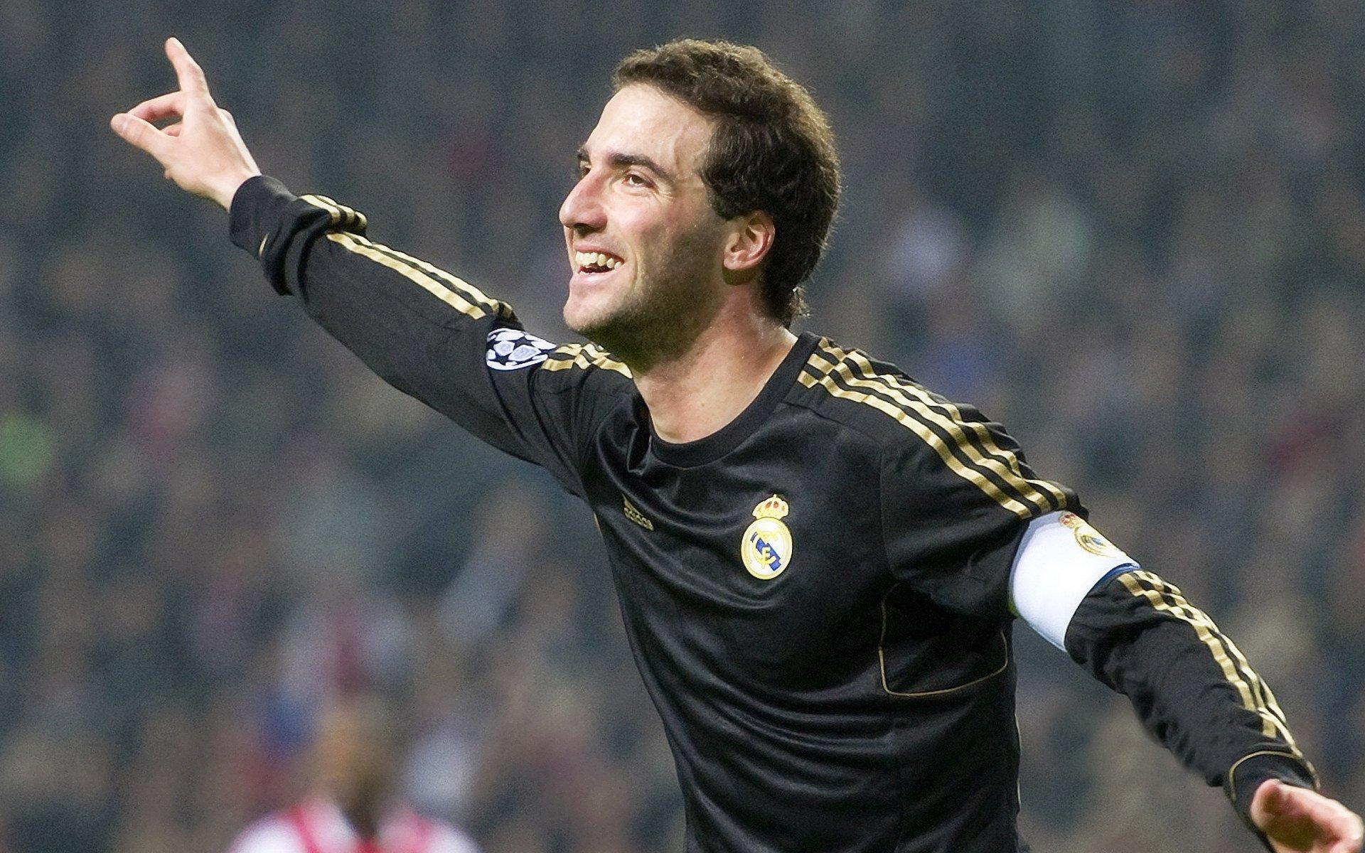 意甲劲旅锁定中场核心，安古伊萨即将收获丰厚新约